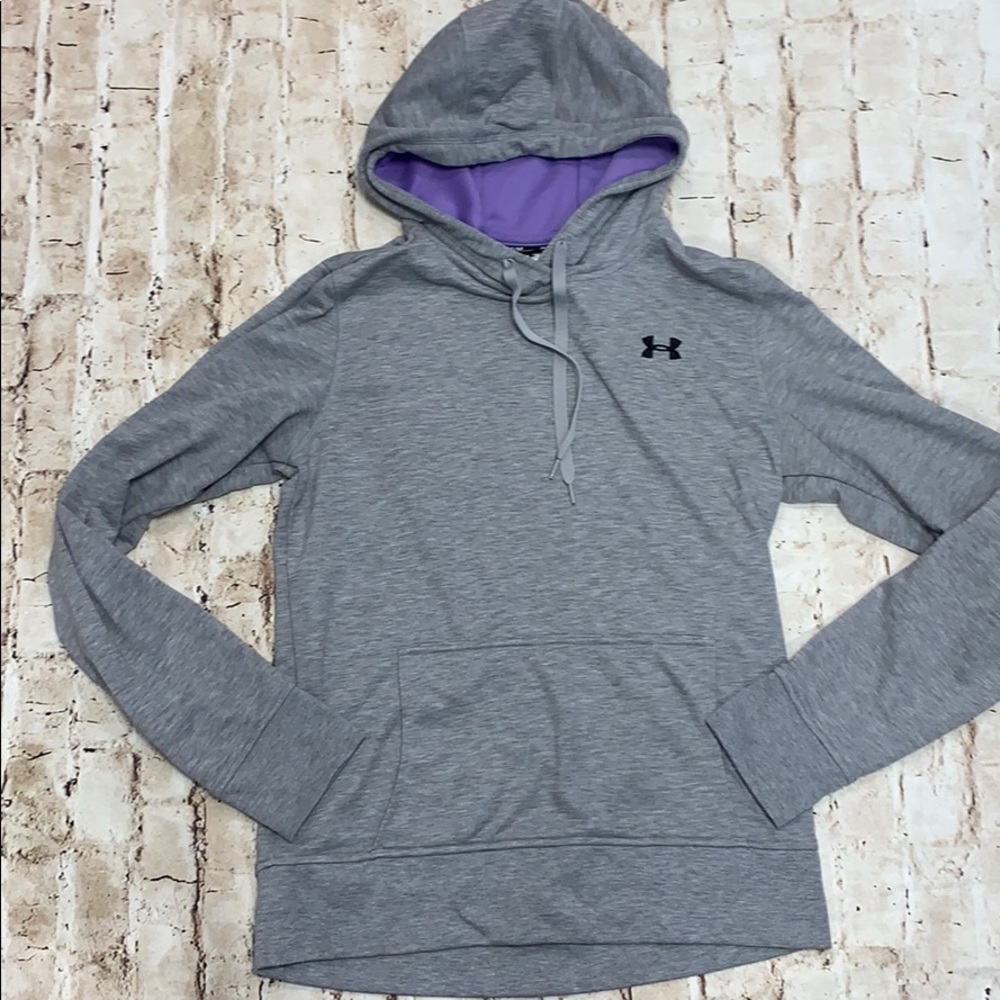 Women’s under armour hoodie. Medium